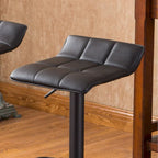Lot de 2 tabourets de bar pivotants réglables avec assise en similicuir et base en métal