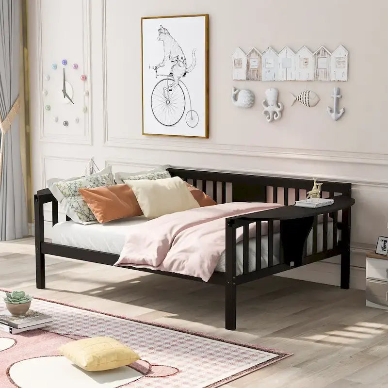 Lit de repos double en bois avec rangement et barrières latérales