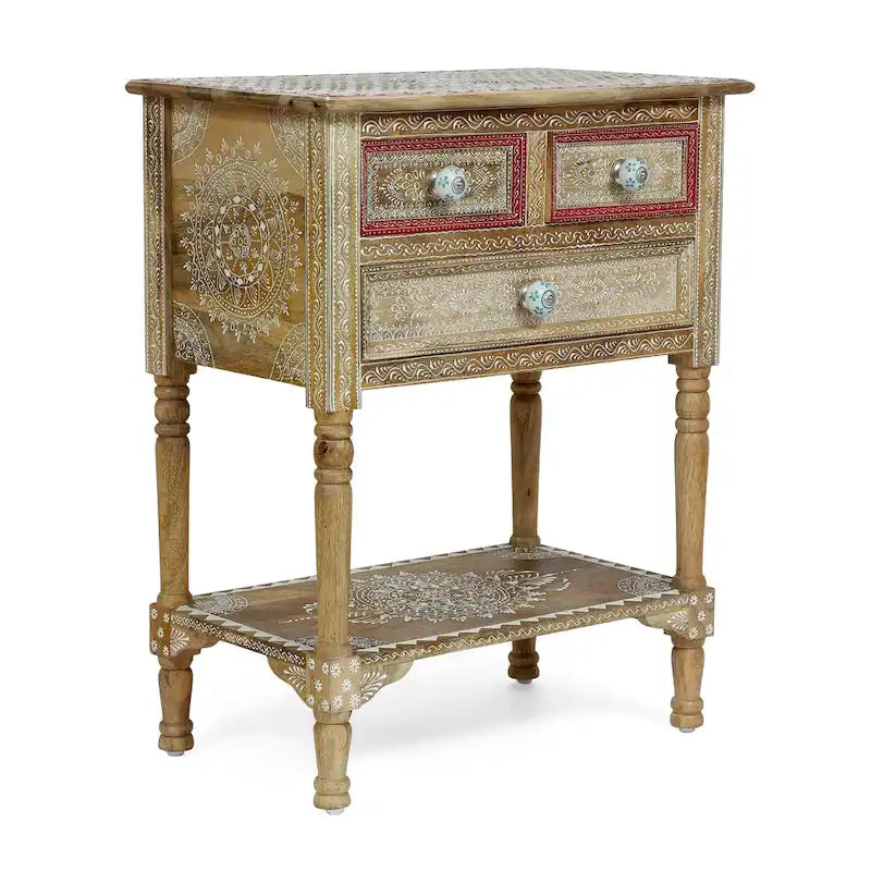Table d'appoint en bois avec trois tiroirs et étagère inférieure ouverte