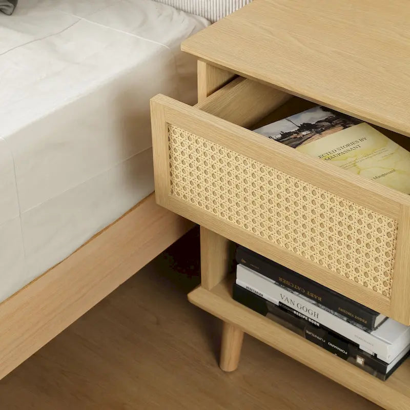 Table d'appoint en rotin avec tiroir de rangement et station de recharge