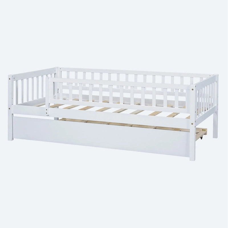 Lit de repos simple en bois avec lit gigogne et barrières de sécurité