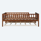 Lit de repos simple en bois avec lit gigogne et barrières de sécurité